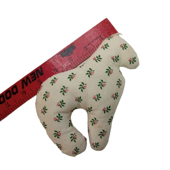 Vintage Handmade Primitive Christmas Ornaments Set Crochet Knit Fabric 5pc - Picture 6 of 13